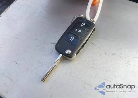 2013 Volkswagen Passat 2.5L Se из США, поврежденный, VIN 1VWBP7A37DC051213